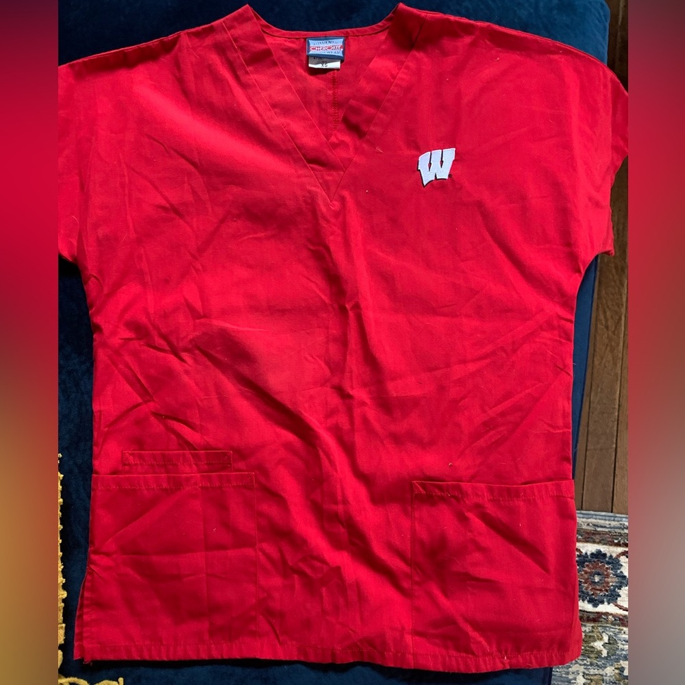 XS Cherokee Wisconsin Badgers Logo Scrub Top
